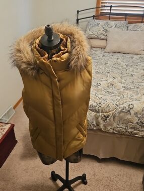 Relativity Mustard Yellow Hooded Puffer Vest with Faux Fur Trim